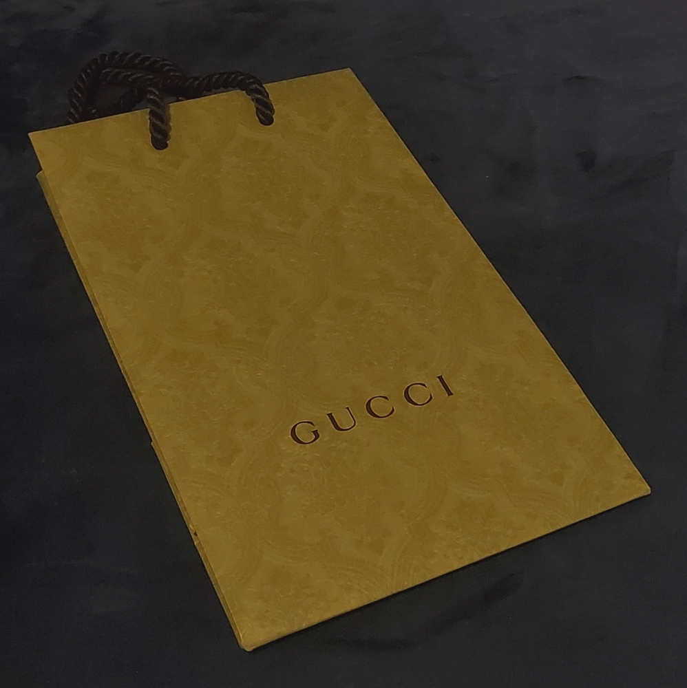 Gucci shopping